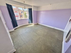 Bedroom- click for photo gallery